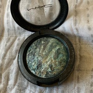 MAC Mineralized Eyeshadow
